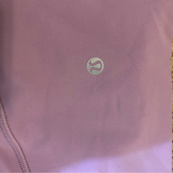 Lululemon size 10
Leggings - Picture 3 of 5